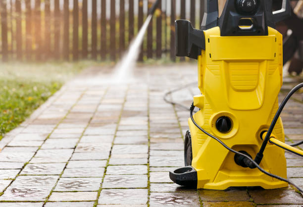 Best Roof Washing  in Hinton, WV